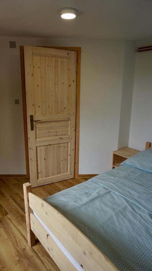 Lodge Dom Na Lovrencu Baselj Zewnętrze zdjęcie